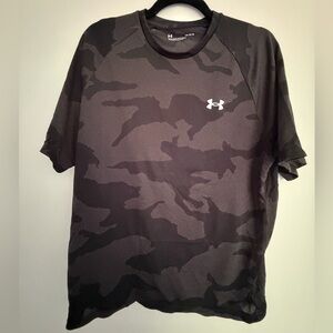 Under Armour | Men's Sz LG | Black Camo Tee